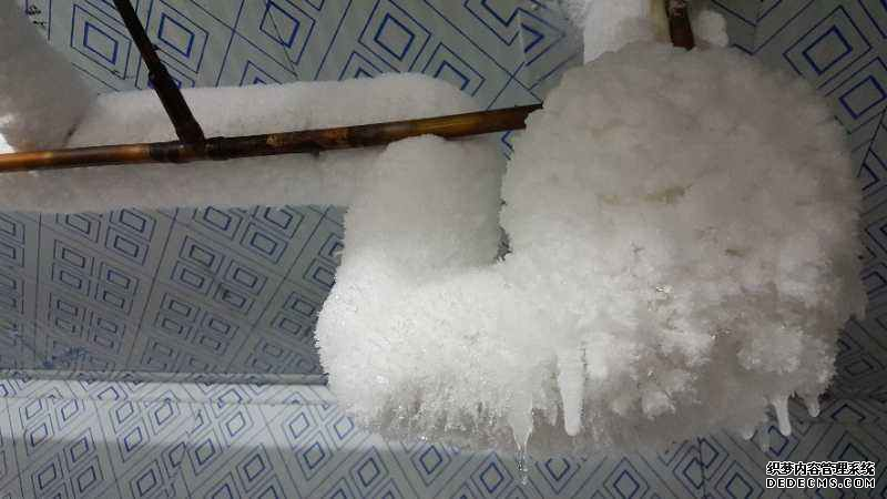 冷庫(kù)結(jié)霜 這些化霜除霜的方法你知道嗎？(圖1)